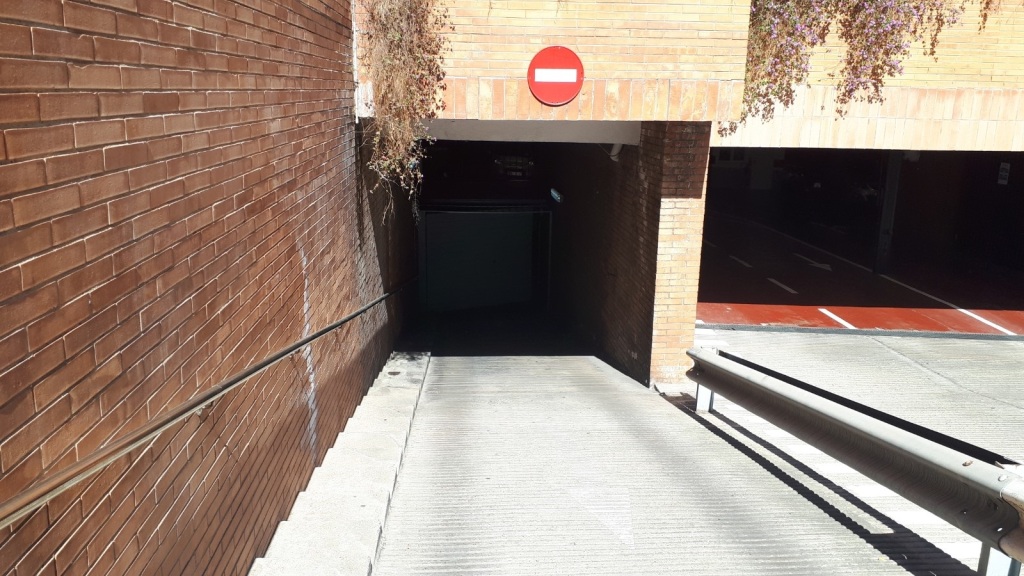 Lote de plazas en Barcelona en PEDRALBES  Benet Mateu