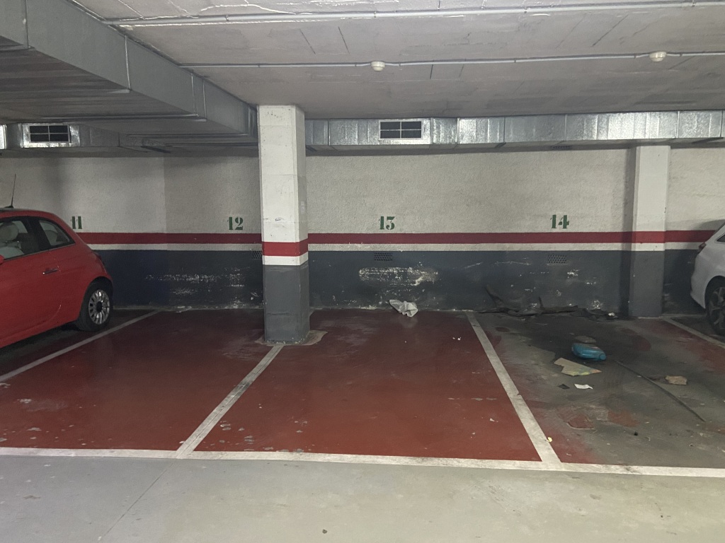 Lote de plazas en Sant Cugat del Vallès en   Borrell