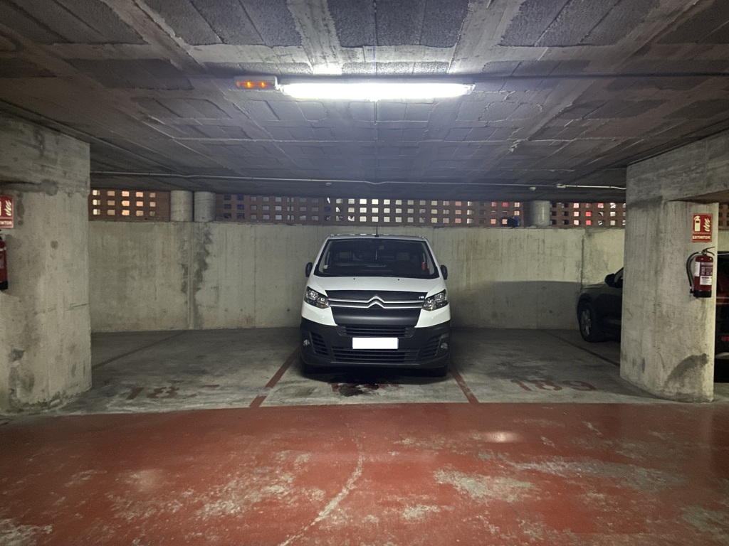 Lote de plazas en Barcelona en VILA OLIMPICA  Joan Oliver