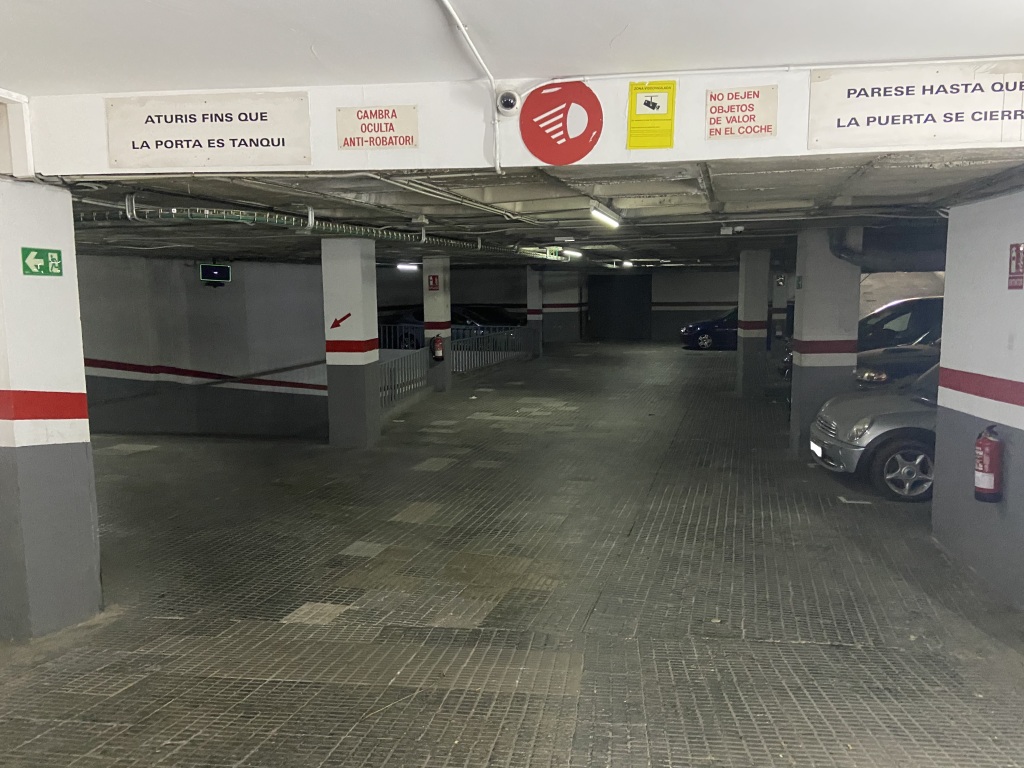 Plaza de parking en Barcelona en LA BORDETA  Gran Via Corts Catalanes