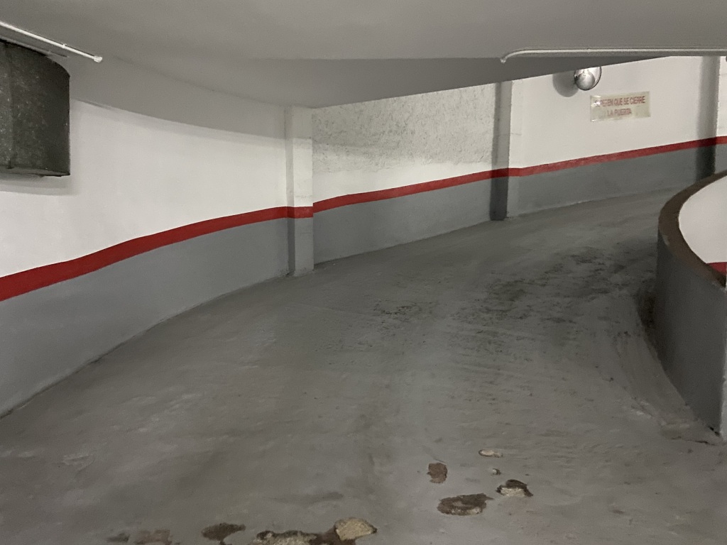 Plaza de parking en Barcelona en BAIX GUINARDO  Passeig Maragall