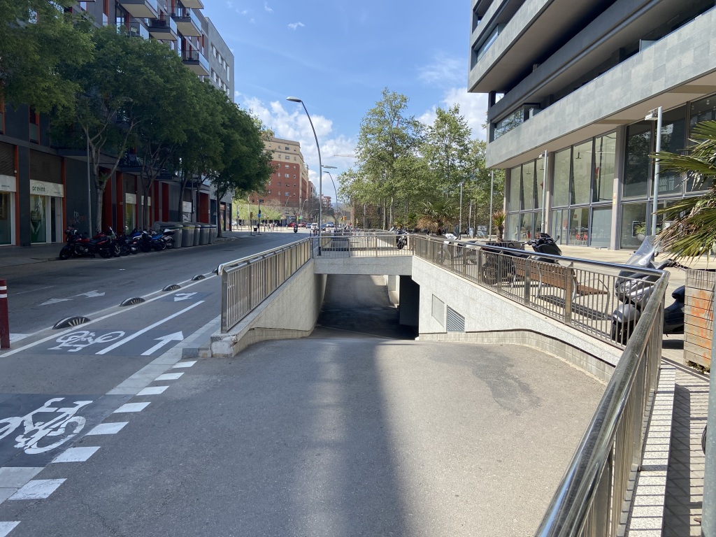 Plaza de parking en Barcelona en GLORIES  Bilbao