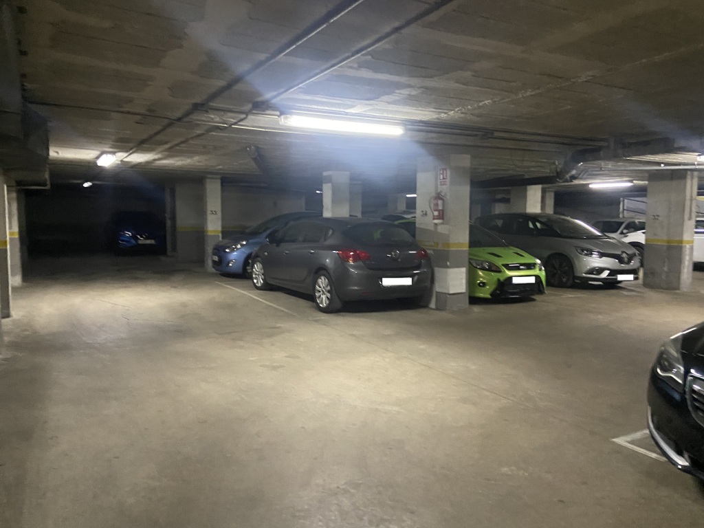Plaza de parking en Barbera Del Valles en   Ronda Industria