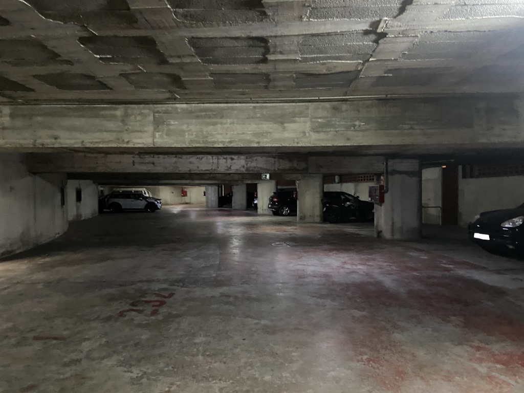 Lote de plazas en Barcelona en VILA OLIMPICA  Joan Oliver