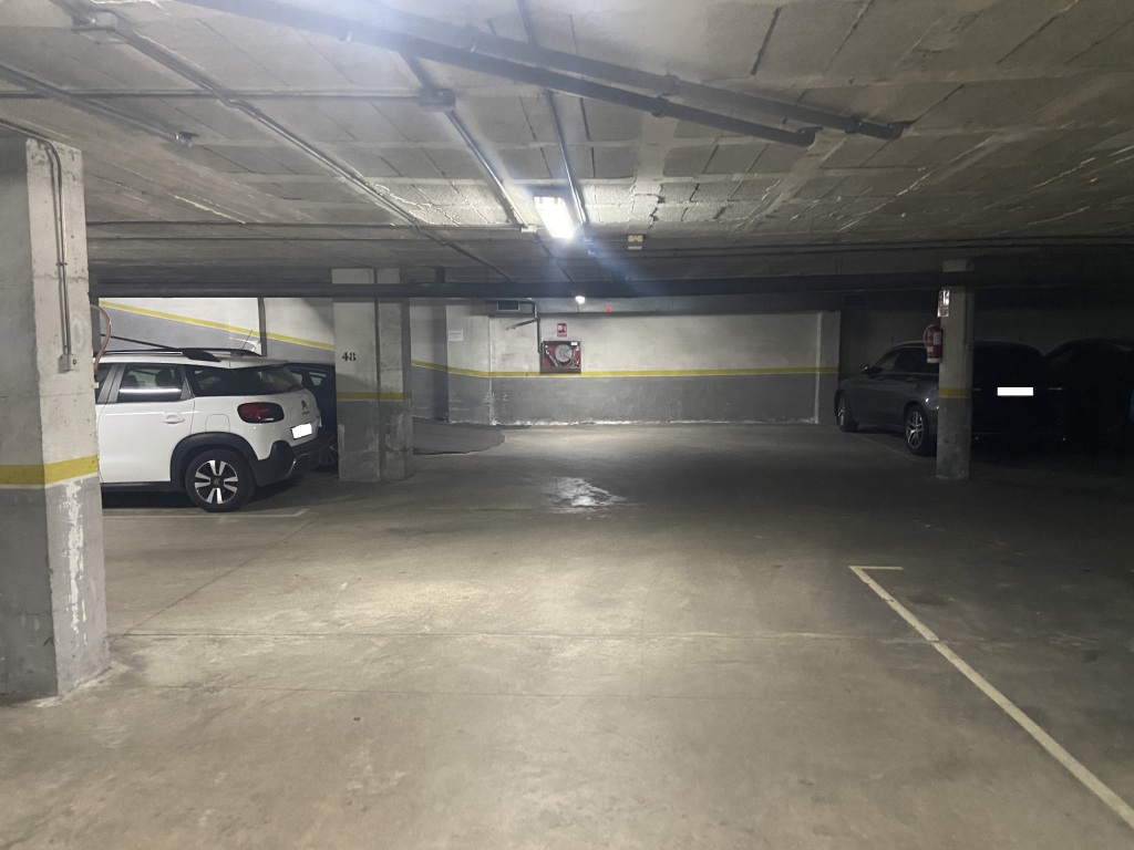 Plaza de parking en Barbera Del Valles en   Ronda Industria