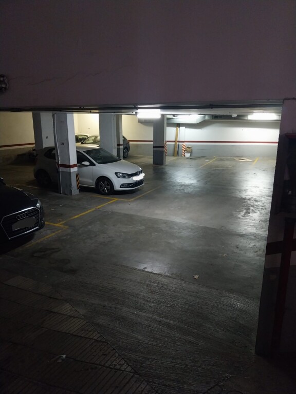 Foto parking 7300
