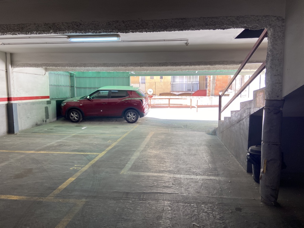 Plaza de parking en Barcelona en POBLE SEC  Piquer