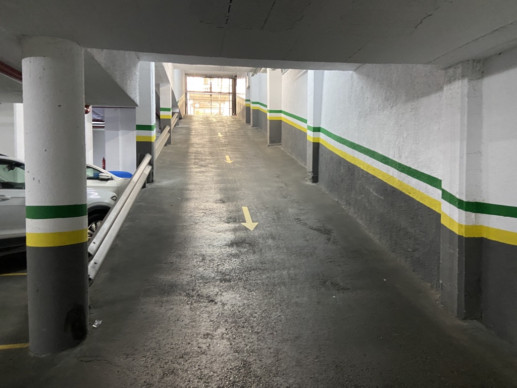 Plaza de parking en Barcelona en SANT GERVASI  Santalo