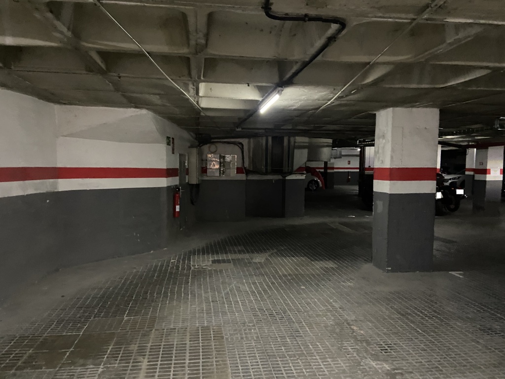 Plaza de parking en Barcelona en LA BORDETA  Gran Via Corts Catalanes