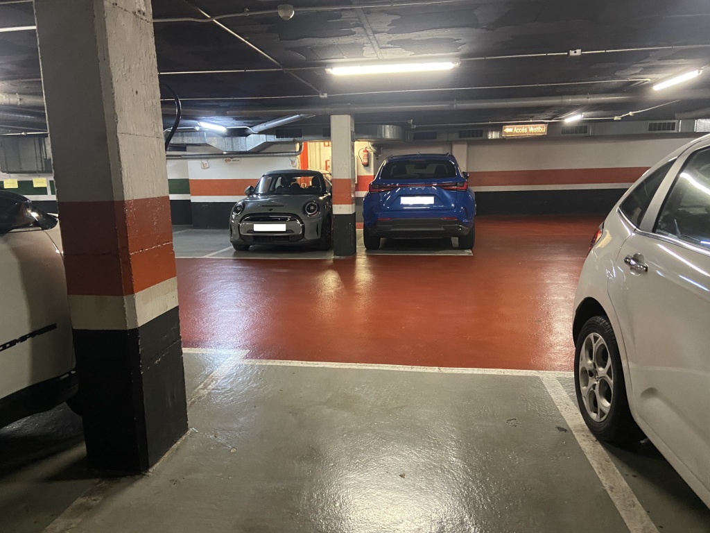 Plaza de parking en Barcelona en EIXAMPLE DRETA  Corsega