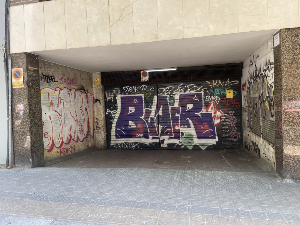Plaza de parking en Barcelona en LES CORTS  Comtes De Bell-lloc
