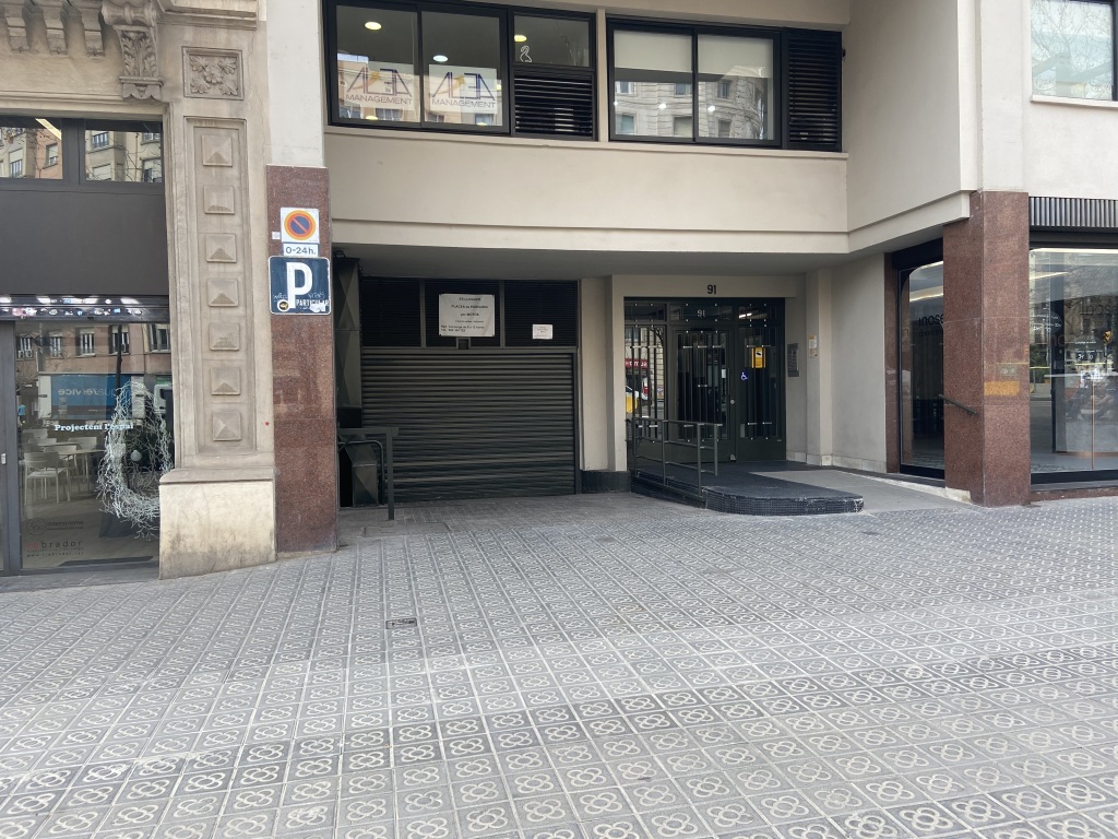 Plaza de parking en Barcelona en EIXAMPLE DRETA  Passeig de Sant Joan