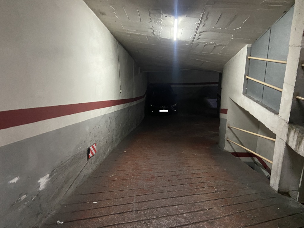 Plaza de parking en Barcelona en EL FORT PIENC  Arago