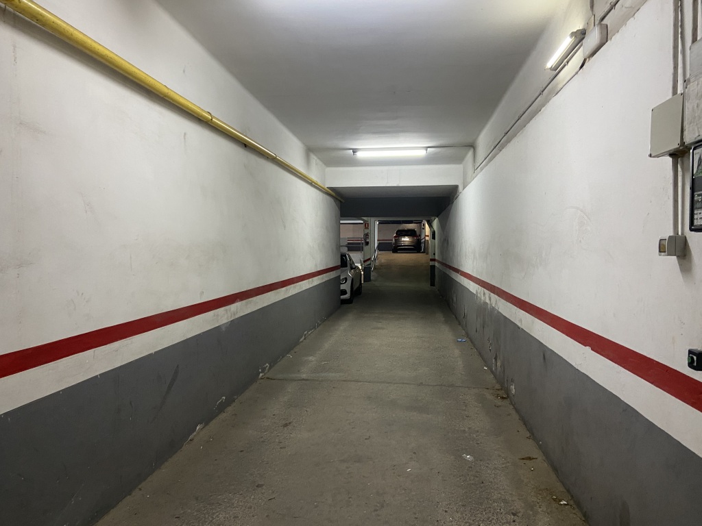 Plaza de parking en Barcelona en EL FORT PIENC  Marina