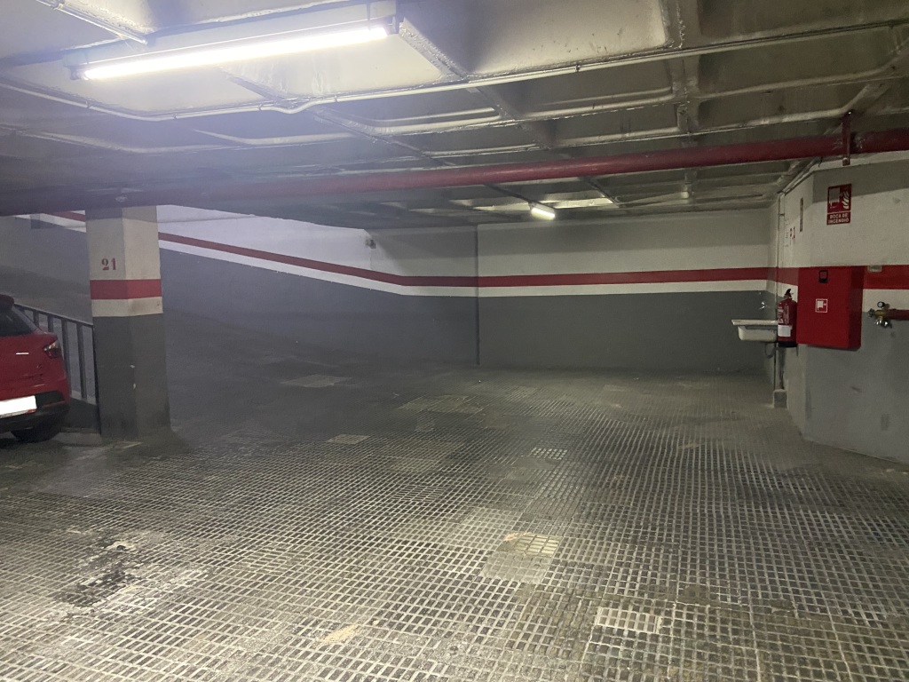 Plaza de parking en Barcelona en LA BORDETA  Gran Via Corts Catalanes