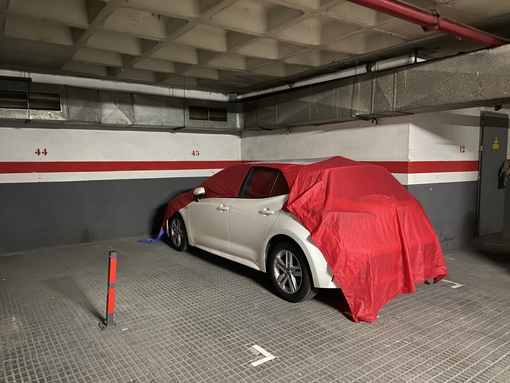 Plaza de parking en Barcelona en LA BORDETA  Gran Via Corts Catalanes