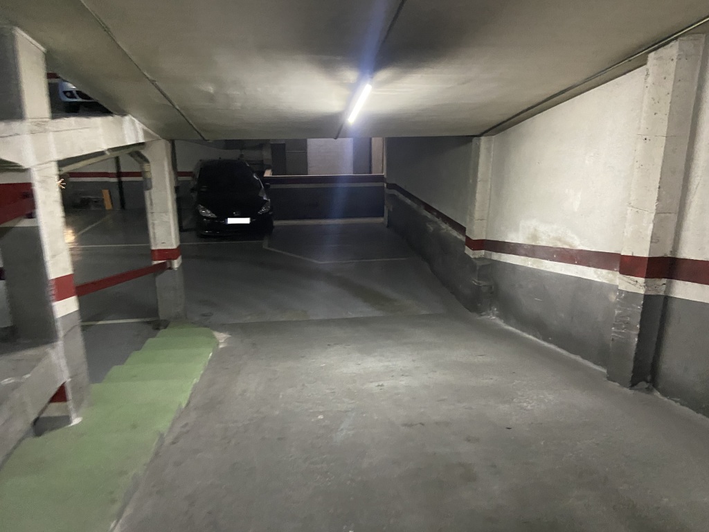 Lote de plazas en Hospitalet De Llobregat en LA TORRASSA  Rafael De Campalans