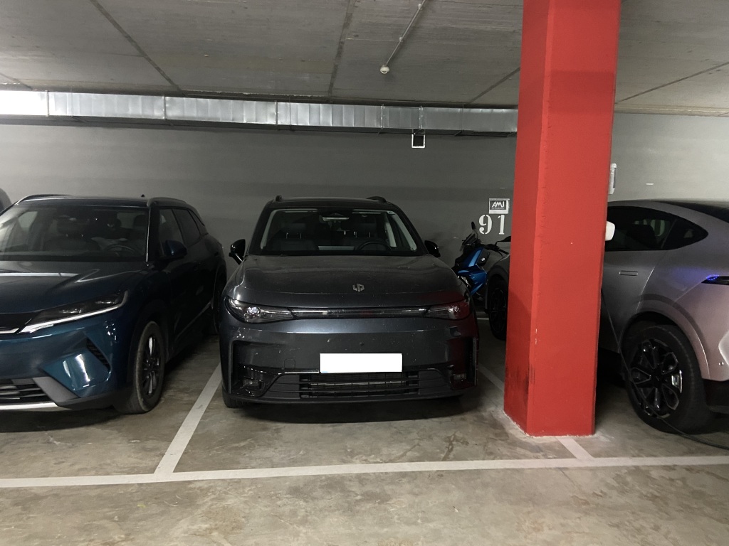 Foto parking 7400
