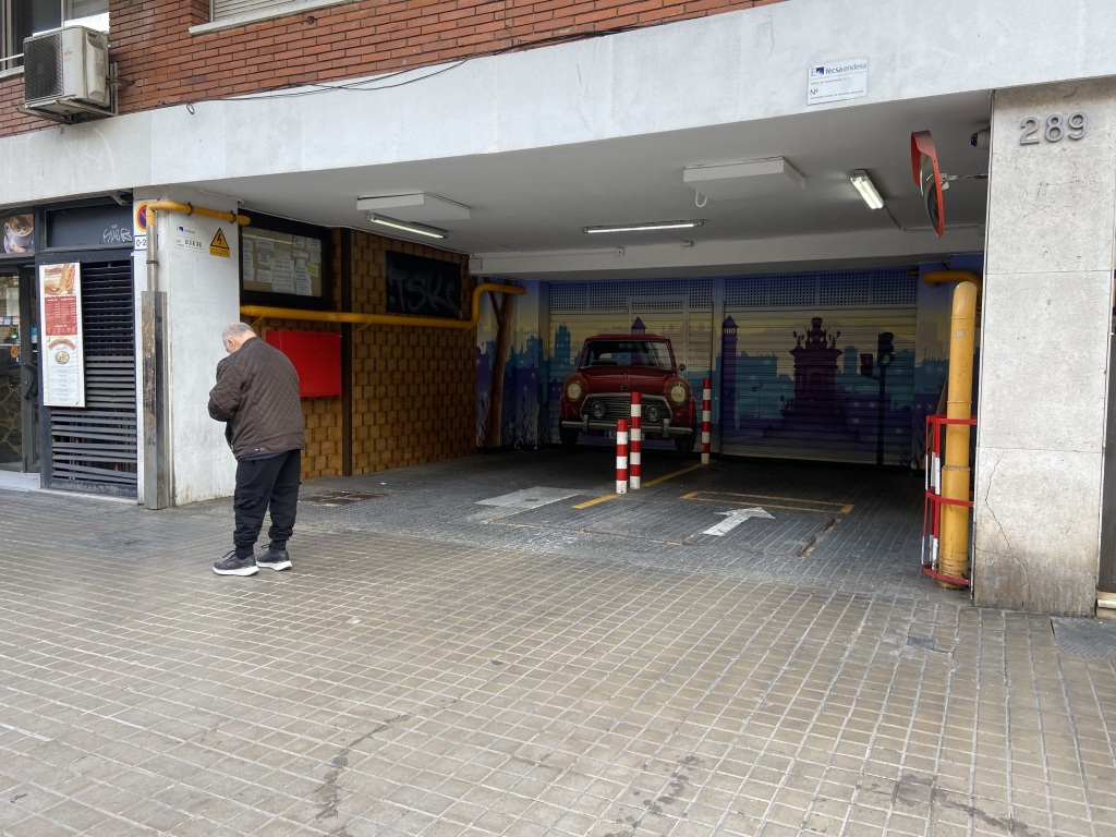 Plaza de parking en Barcelona en LA BORDETA  Gran Via Corts Catalanes