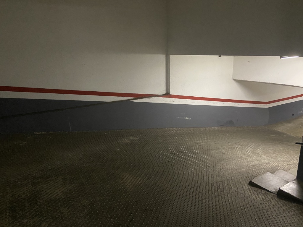 Plaza de parking en Barcelona en LES CORTS  Joan Gamper