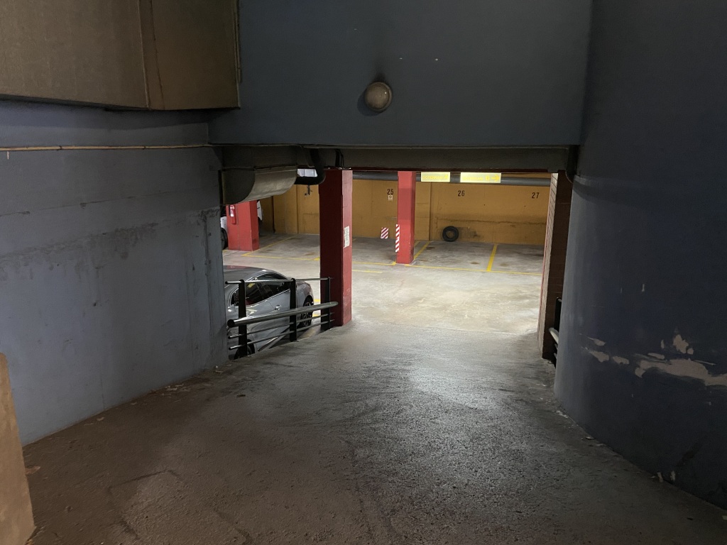 Plaza de parking en Barcelona en CLOT  Gran Via Corts Catalanes