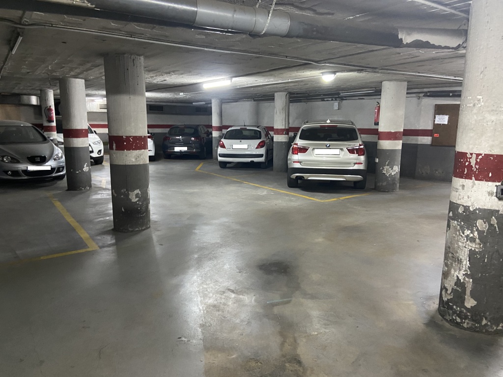 Plaza de parking en Barcelona en EL FORT PIENC  Valencia