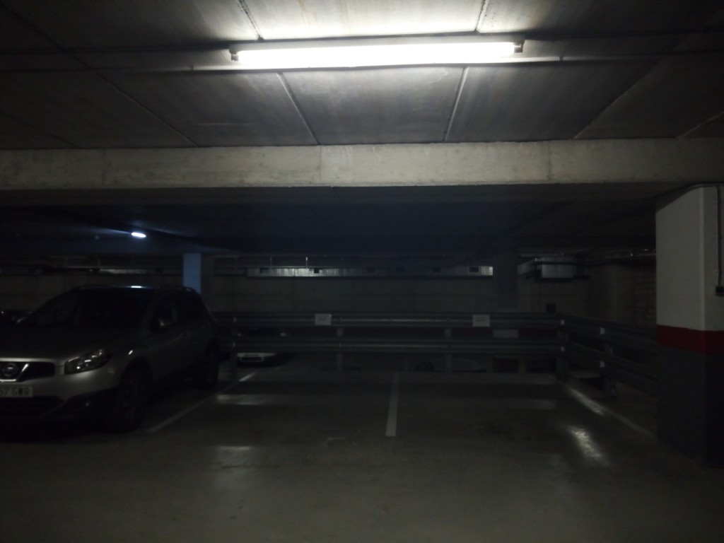 Plaza de parking en Sant Cugat del Vallès en   AV, CORTS CATALANES
