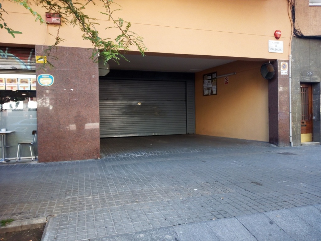 Plaza de parking en Barcelona en SAGRERA  Palencia