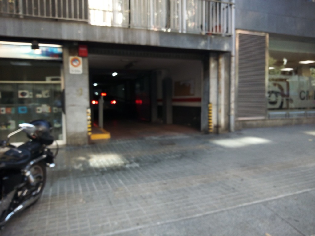 Plaza de parking en Barcelona en LES CORTS  Nicaragua