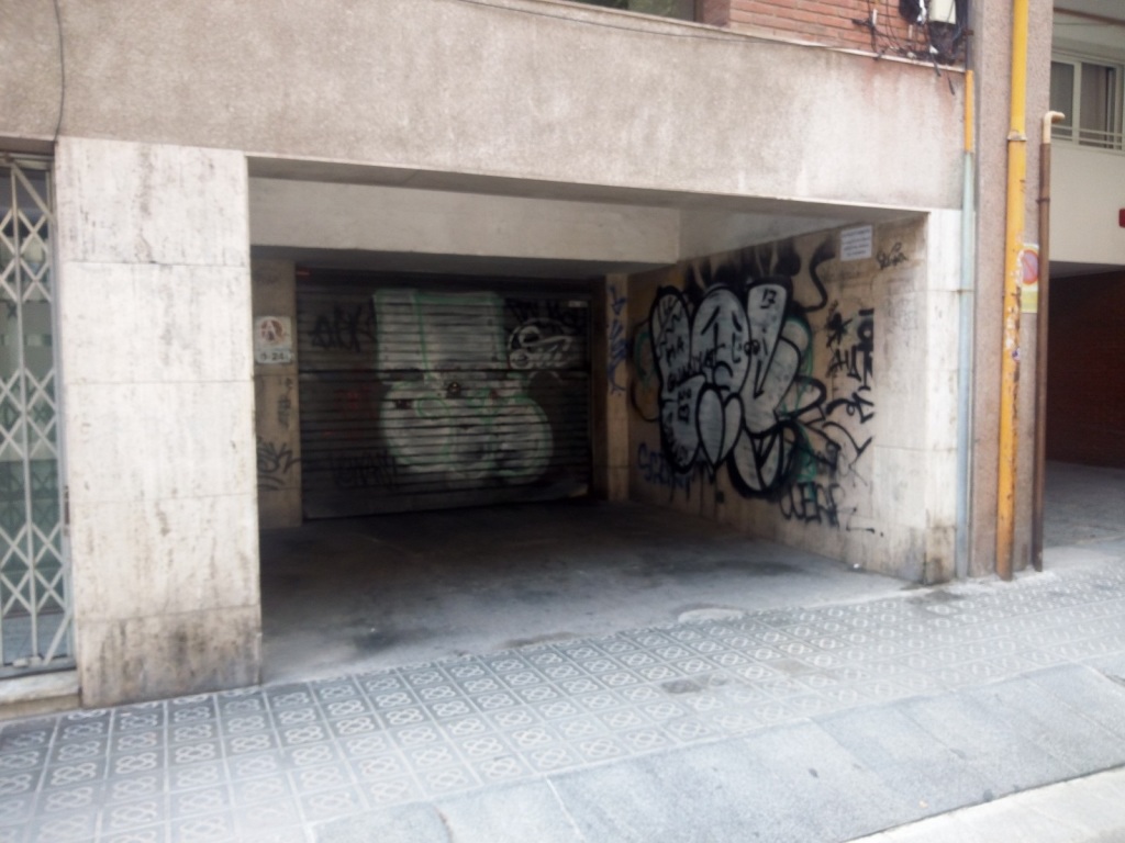Plaza de parking en Barcelona en LES CORTS  Taquigraf Marti