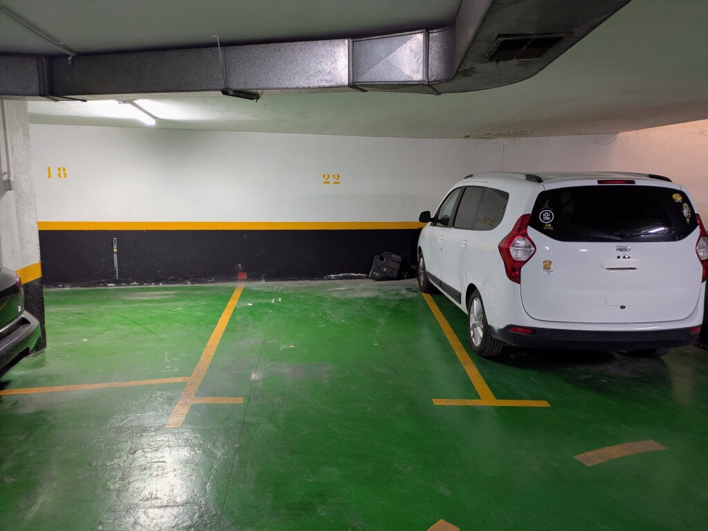 Plaza de parking en Madrid en ACACIAS  Calle Fray Ceferino González