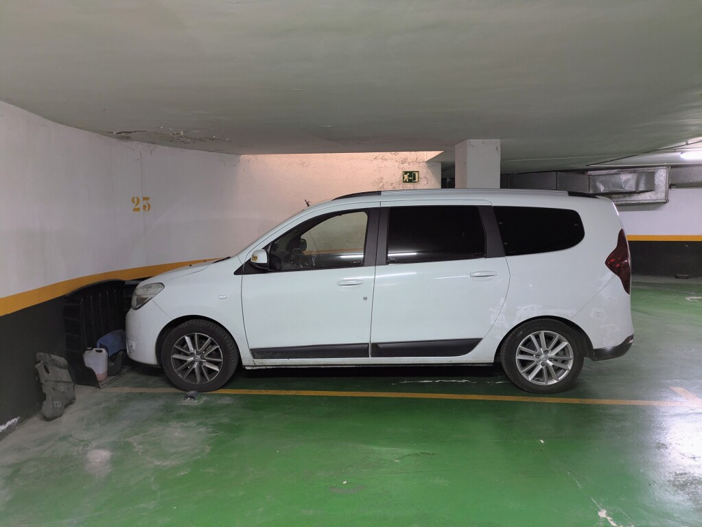 Plaza de parking en Madrid en ACACIAS  Calle Fray Ceferino González