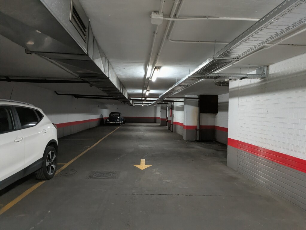 Plaza de parking en Madrid en ADELFAS  Calle Doctor Esquerdo