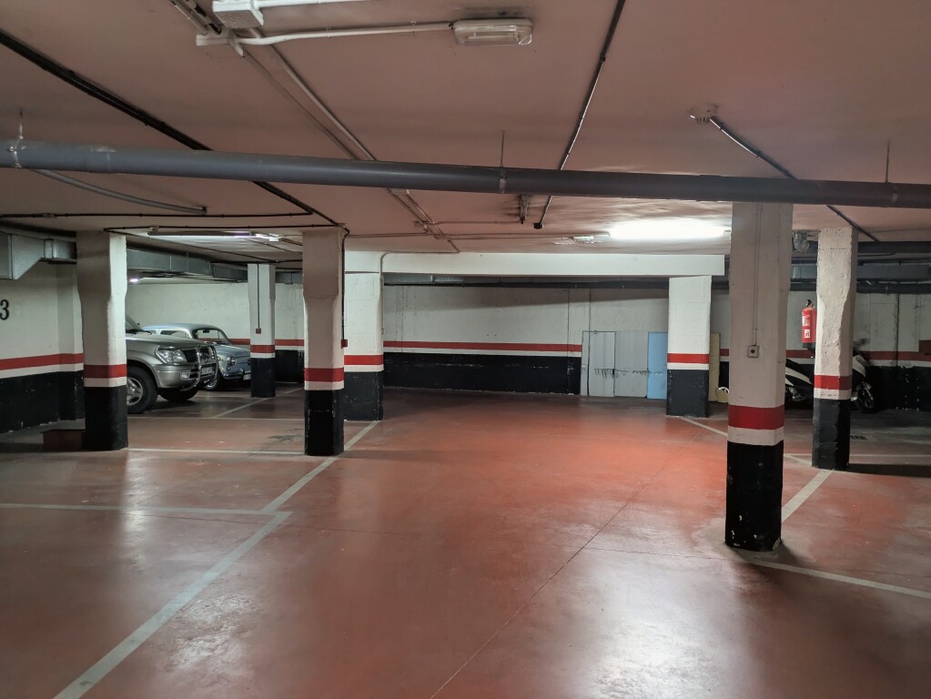 Plaza de parking en Pinto en   Calle Rey San Fernando