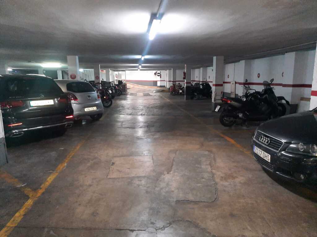 Plaza de parking en Valencia en L EIXAMPLE  Ciscar