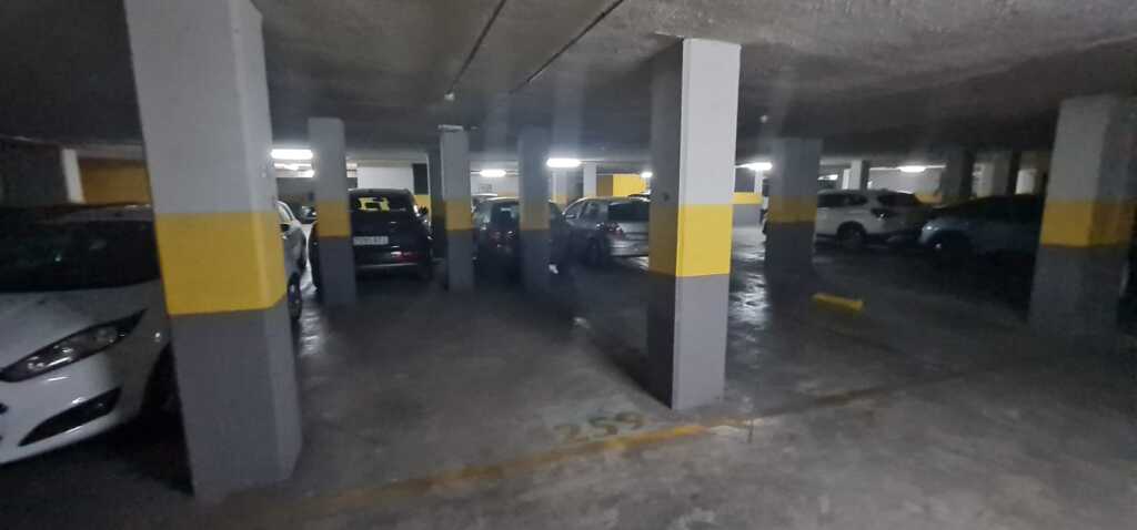 Plaza de parking en Valencia en TORREFIEL  Pintor Pedro Cabanes