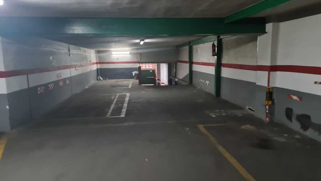 Plaza de parking en Valencia en ALGIROS  LOS LEONES
